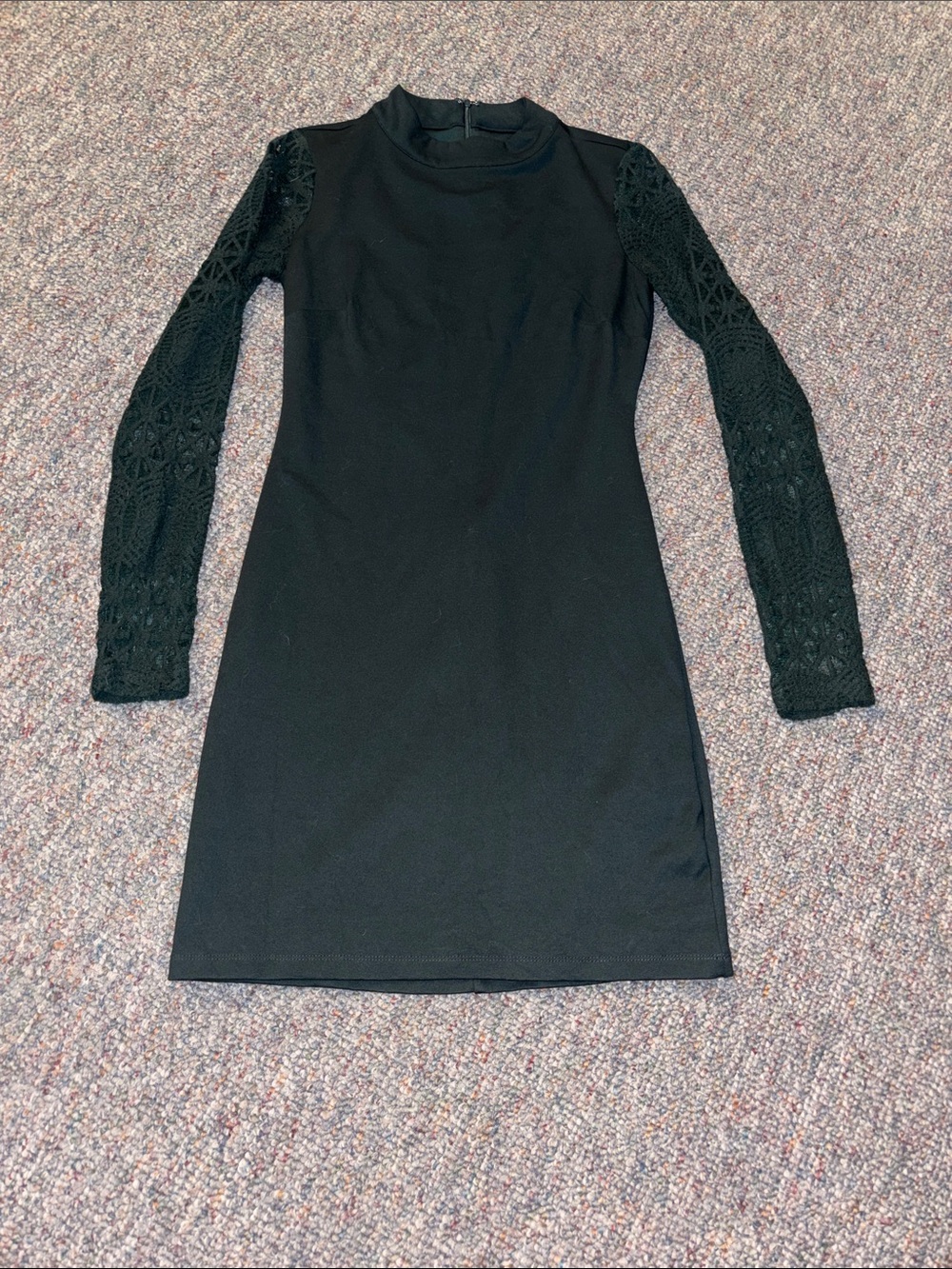 Dark Green Lace-Sleeve Bodycon Dress